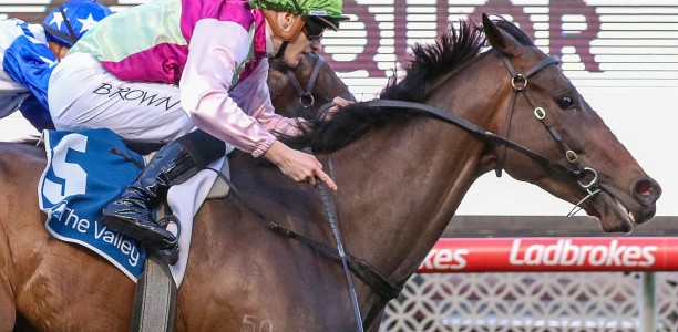 Mornington Glory lands the Carlyon Stakes